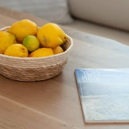 Sifnos's Waterfront Tatil Evi *